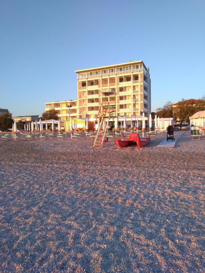 Hotel Atlantic Senigallia Eksteriør billede