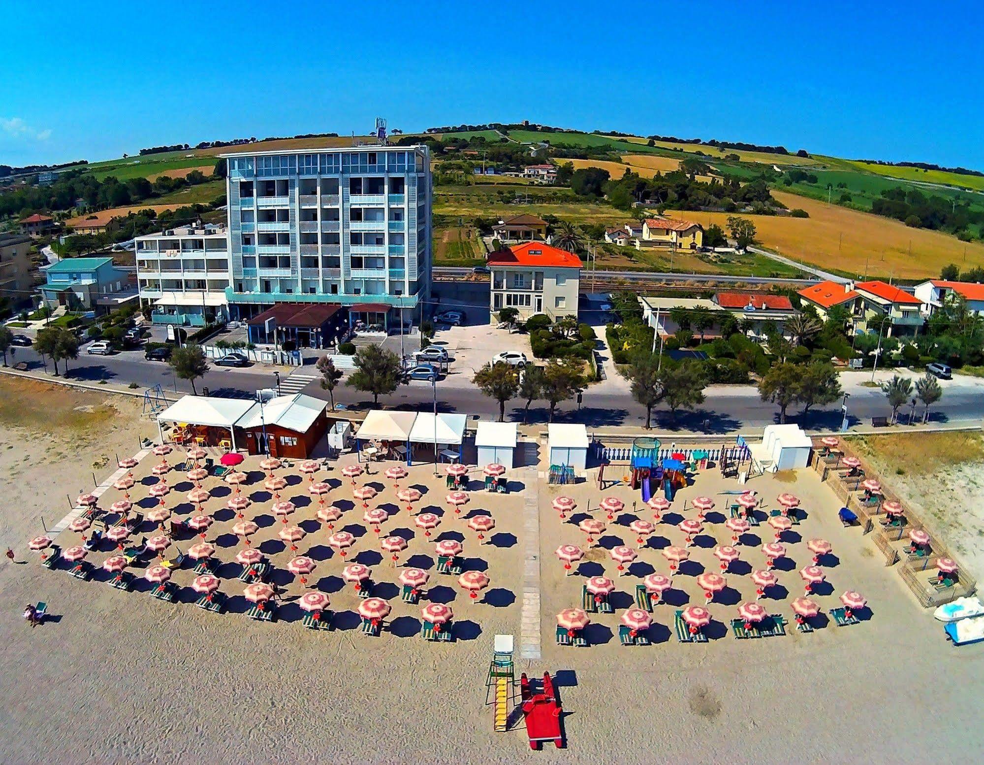 Hotel Atlantic Senigallia Eksteriør billede